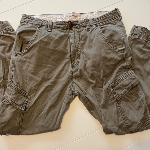 Hollister Cargo Jogger Pant - Picture 3 of 5